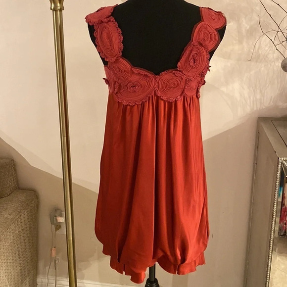 BCBGMAXAZRIA gorgeous silk dress size XS NWOT - Picture 4 of 7